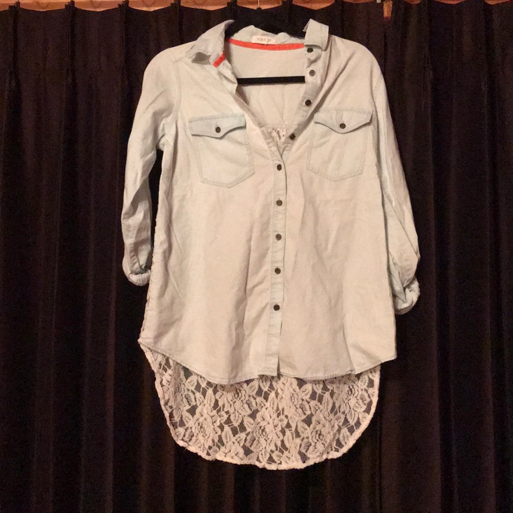 Long sleeve lace back button up